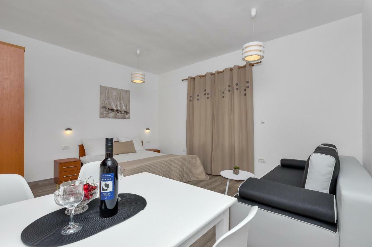 Apartment Kate Podgora Eksteriør bilde
