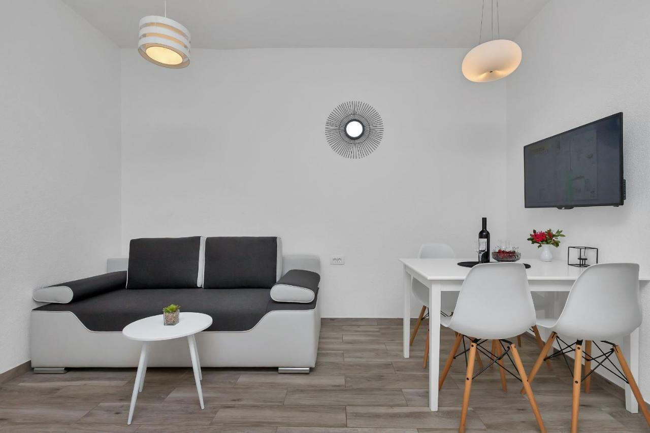 Apartment Kate Podgora Eksteriør bilde